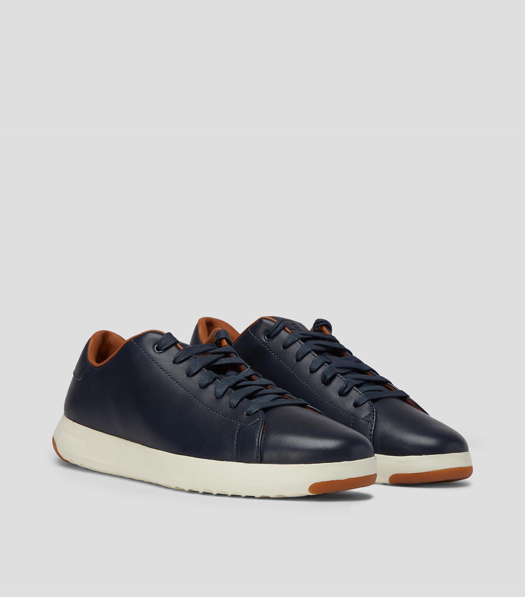Tenis casuales en piel Hombre